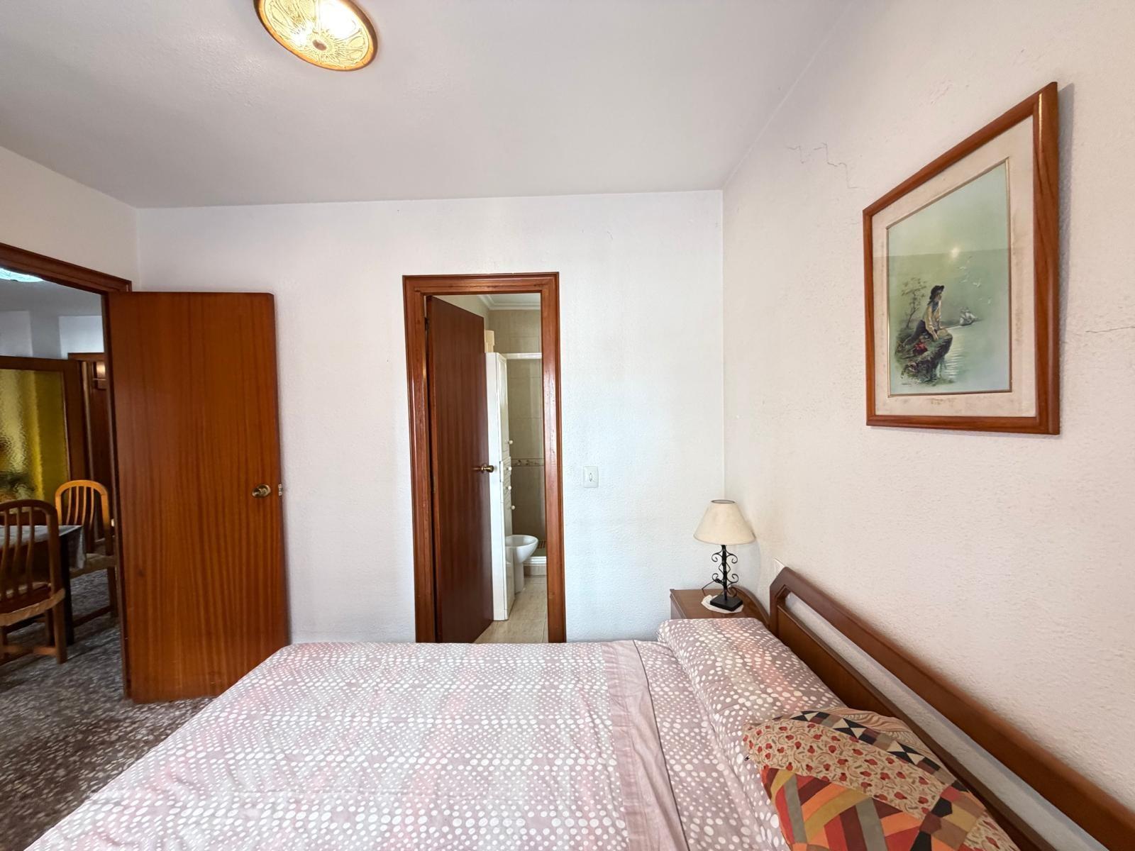 For sale - 3 Bedroom 2 Bathroom Apartment in Torrevieja - Las Piscinas Naturales  - Alicante