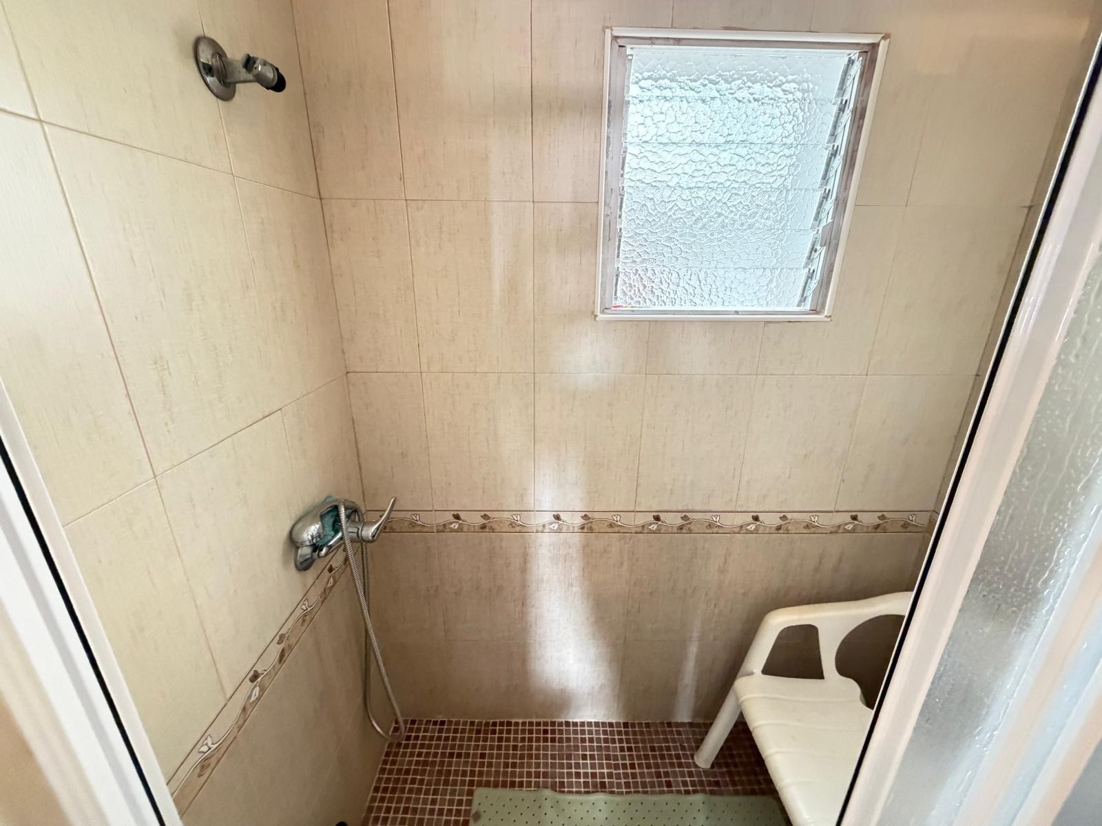 For sale - 3 Bedroom 2 Bathroom Apartment in Torrevieja - Las Piscinas Naturales  - Alicante
