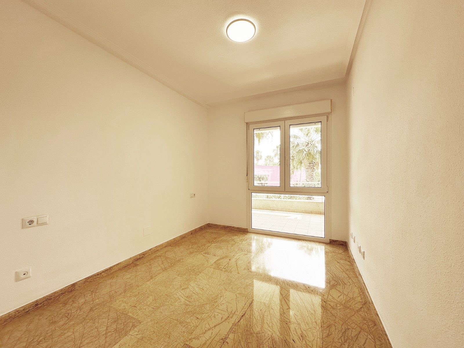 For sale - 2 Bedroom 1 Bathroom Apartment in Orihuela Costa - Costa Blanca  - Alicante
