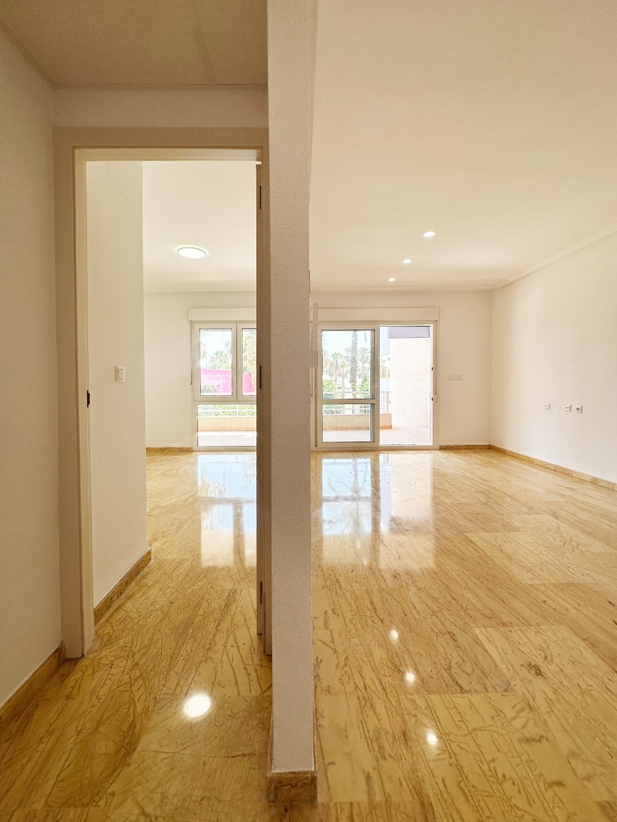 For sale - 2 Bedroom 1 Bathroom Apartment in Orihuela Costa - Costa Blanca  - Alicante