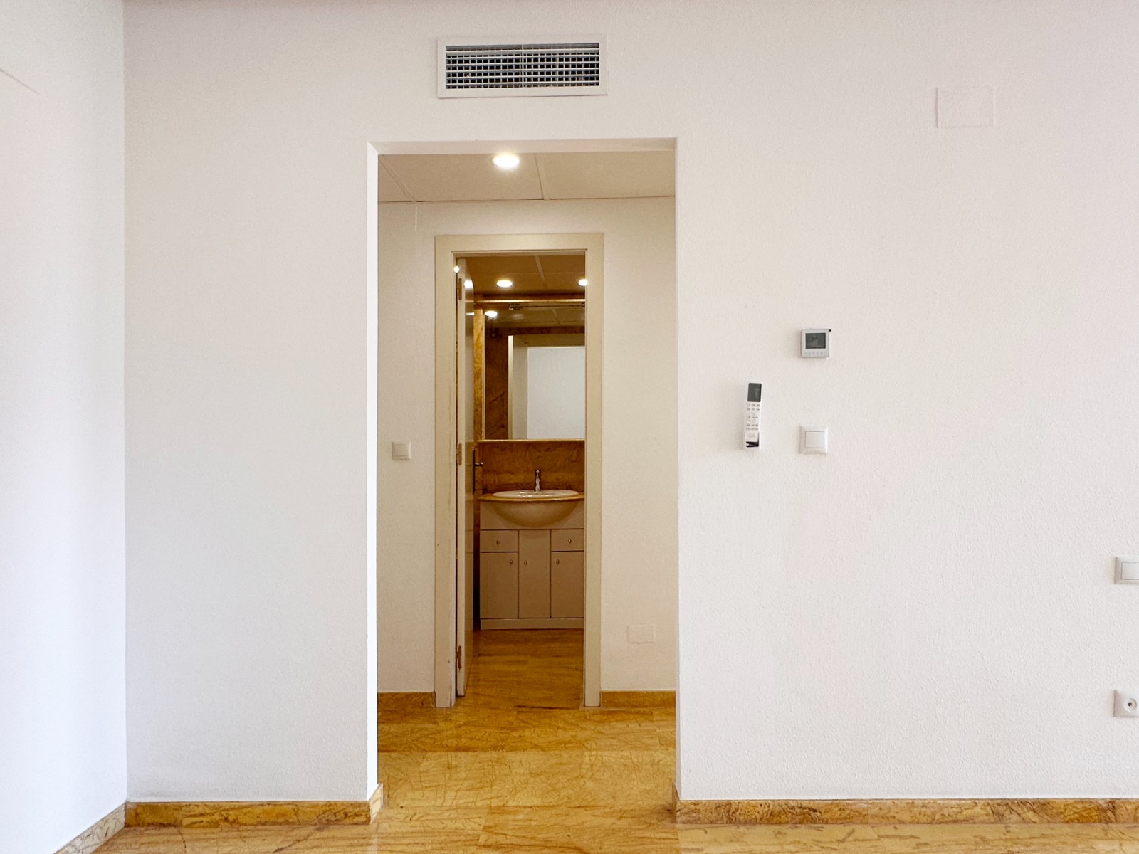 For sale - 2 Bedroom 1 Bathroom Apartment in Orihuela Costa - Costa Blanca  - Alicante