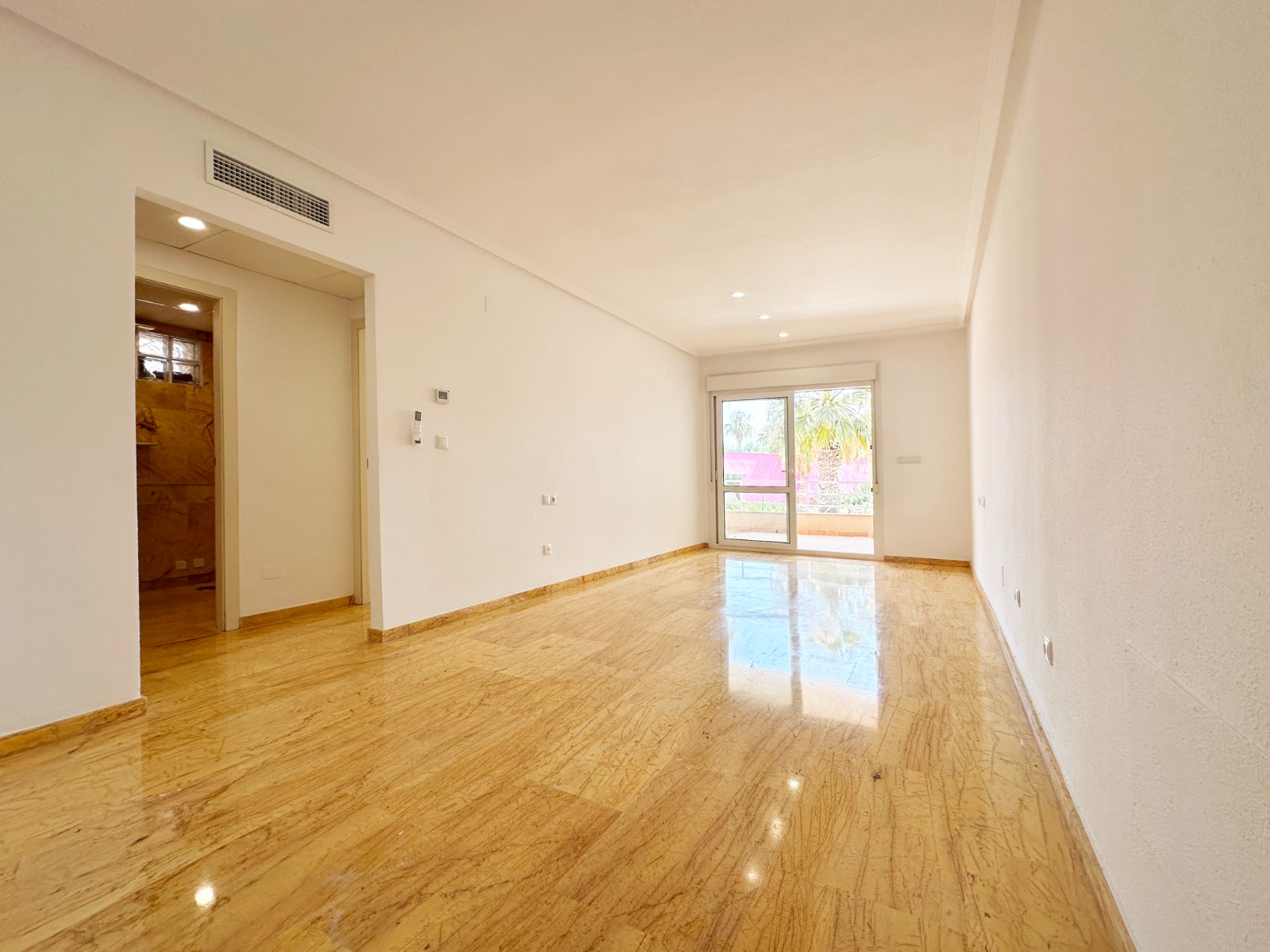 For sale - 2 Bedroom 1 Bathroom Apartment in Orihuela Costa - Costa Blanca  - Alicante