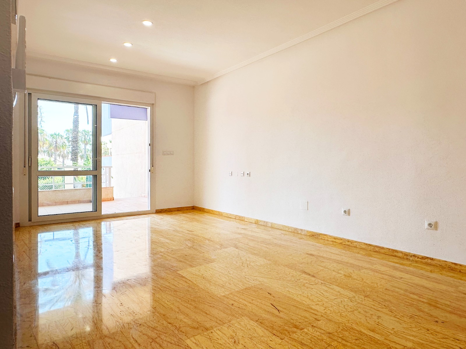 For sale - 2 Bedroom 1 Bathroom Apartment in Orihuela Costa - Costa Blanca  - Alicante