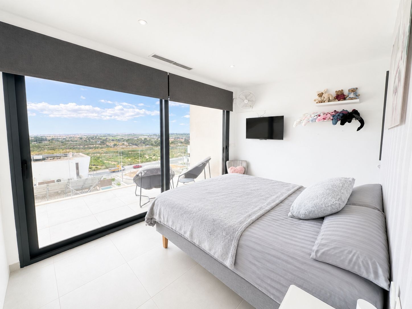 For sale - 4 Bedroom 4 Bathroom Villa in Benijofar - Costa Blanca  - Alicante