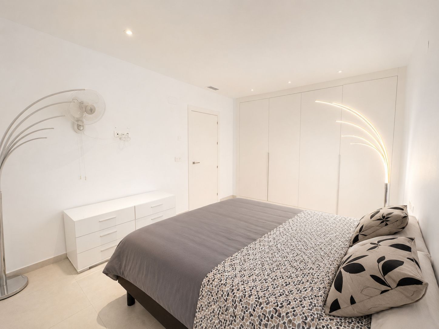 For sale - 4 Bedroom 4 Bathroom Villa in Benijofar - Costa Blanca  - Alicante