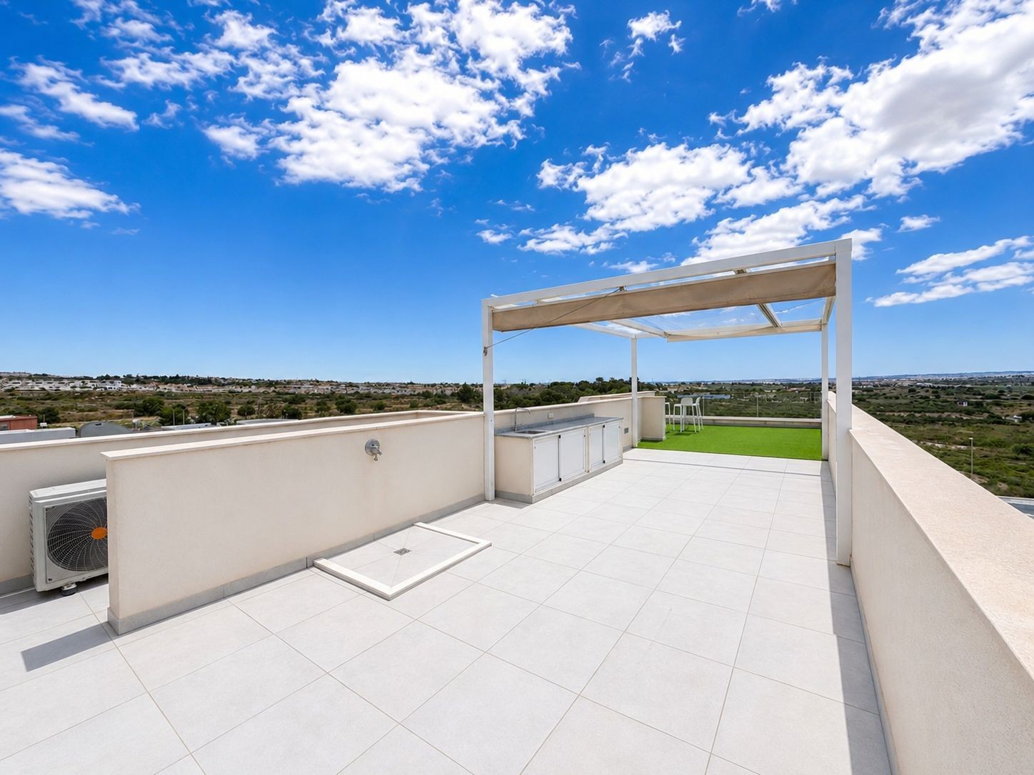 For sale - 4 Bedroom 4 Bathroom Villa in Benijofar - Costa Blanca  - Alicante