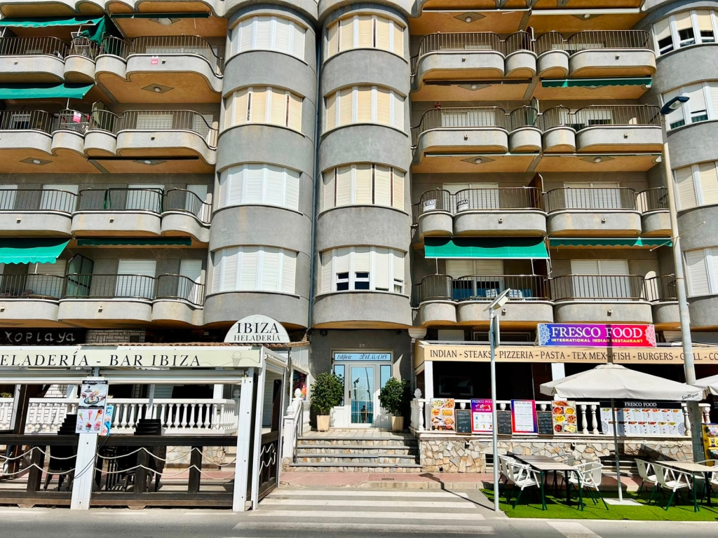 3 Bedroom 2 Bathroom Apartment in Torrevieja