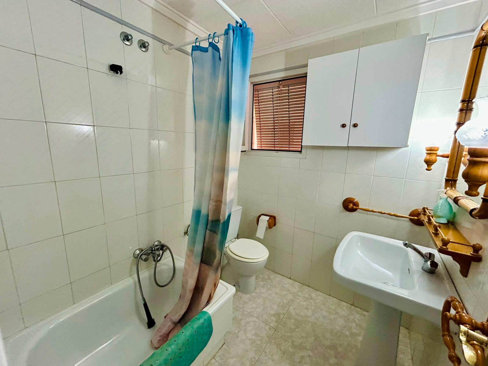 For sale - 3 Bedroom 2 Bathroom Apartment in Torrevieja - Costa Blanca  - Alicante