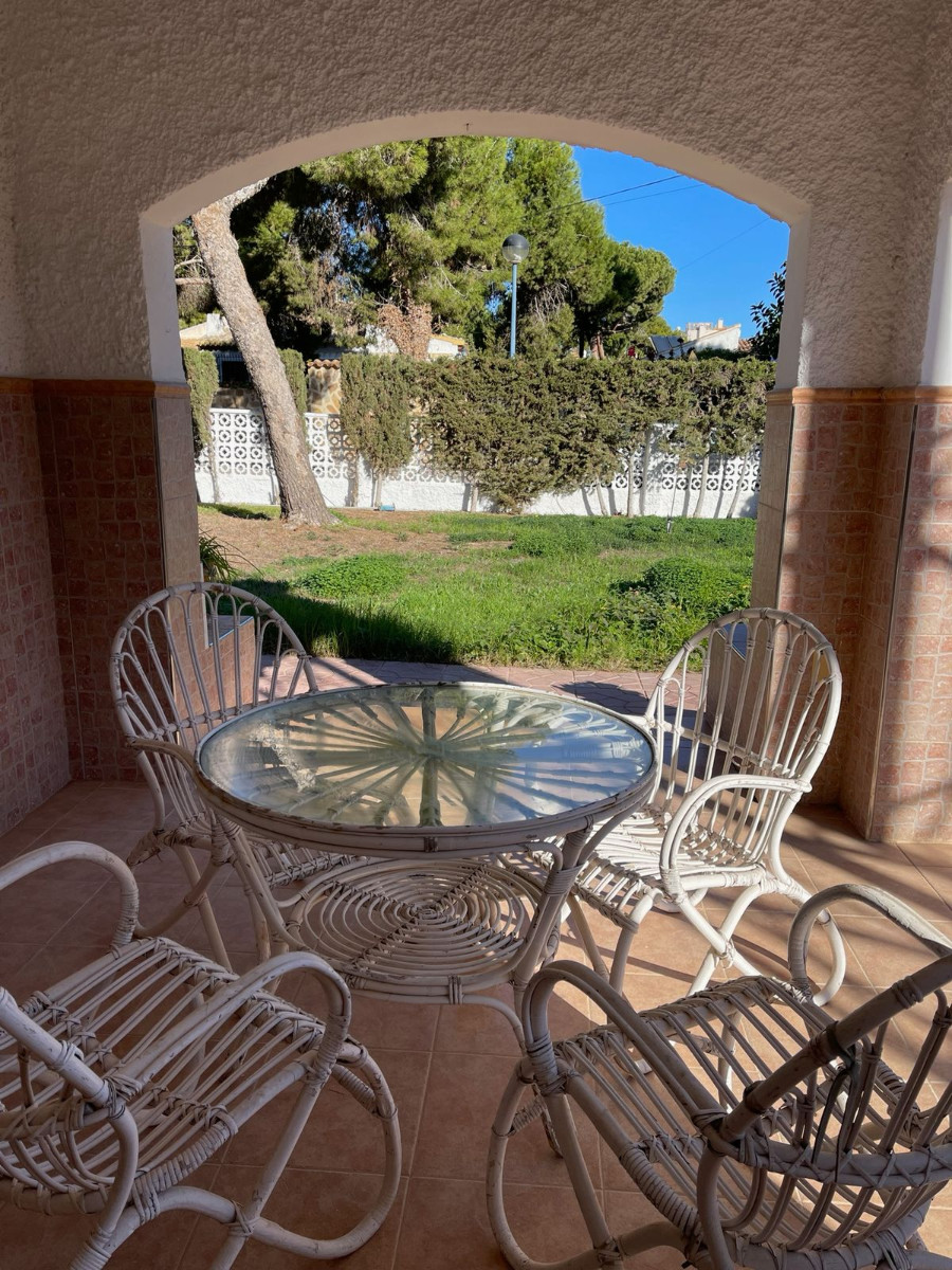 For sale - 3 Bedroom 2 Bathroom Villa in Orihuela Costa - Costa Blanca  - Alicante