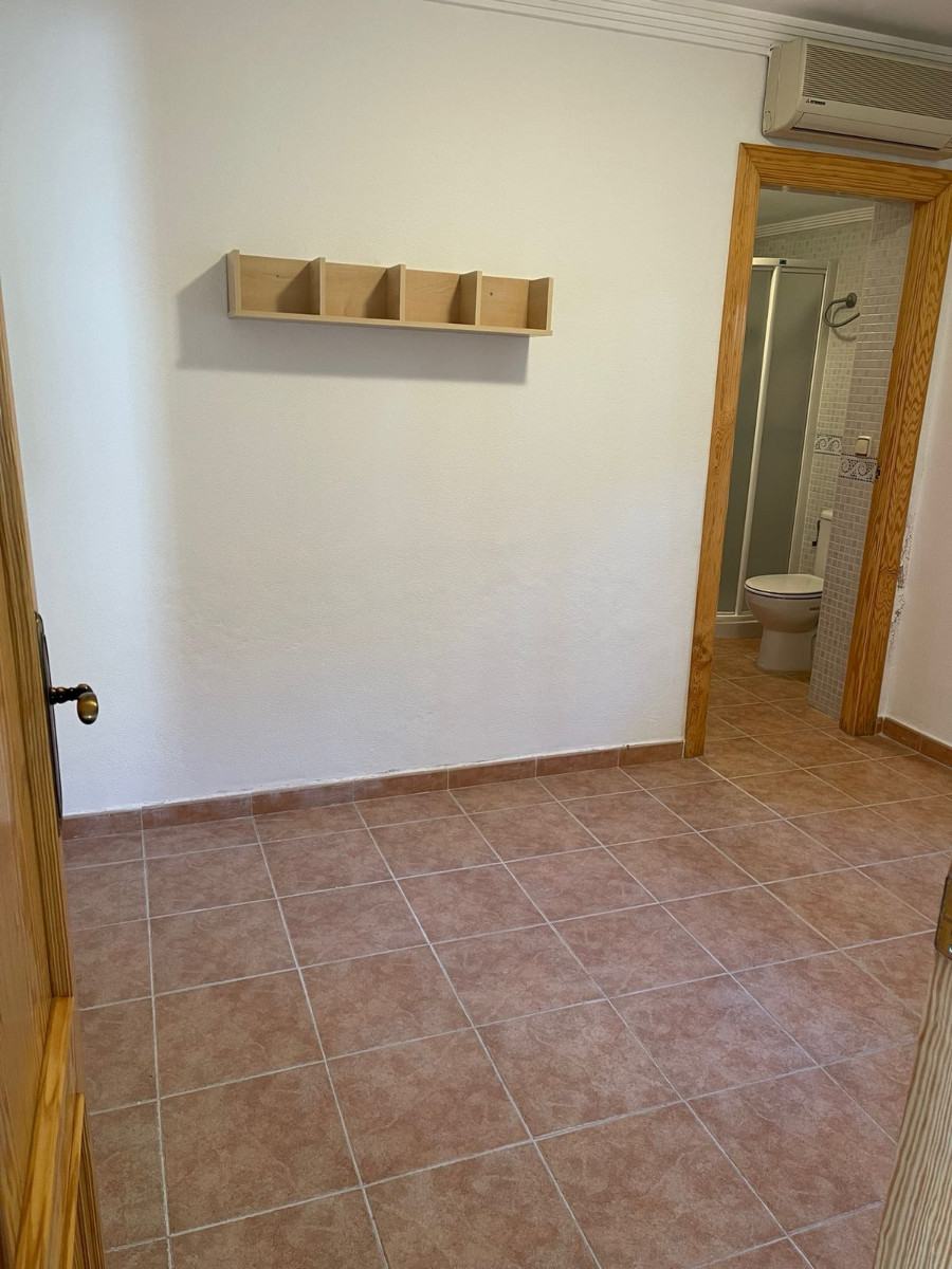 For sale - 3 Bedroom 2 Bathroom Villa in Orihuela Costa - Costa Blanca  - Alicante