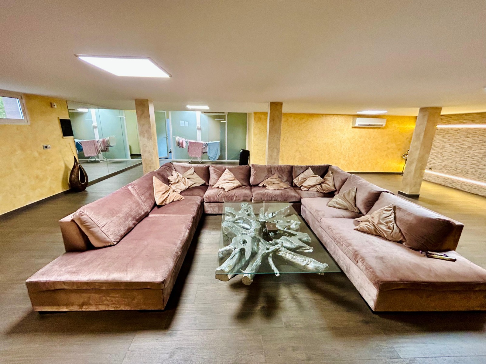 For sale - 5 Bedroom 4 Bathroom Villa in Torrevieja - Costa Blanca  - Alicante