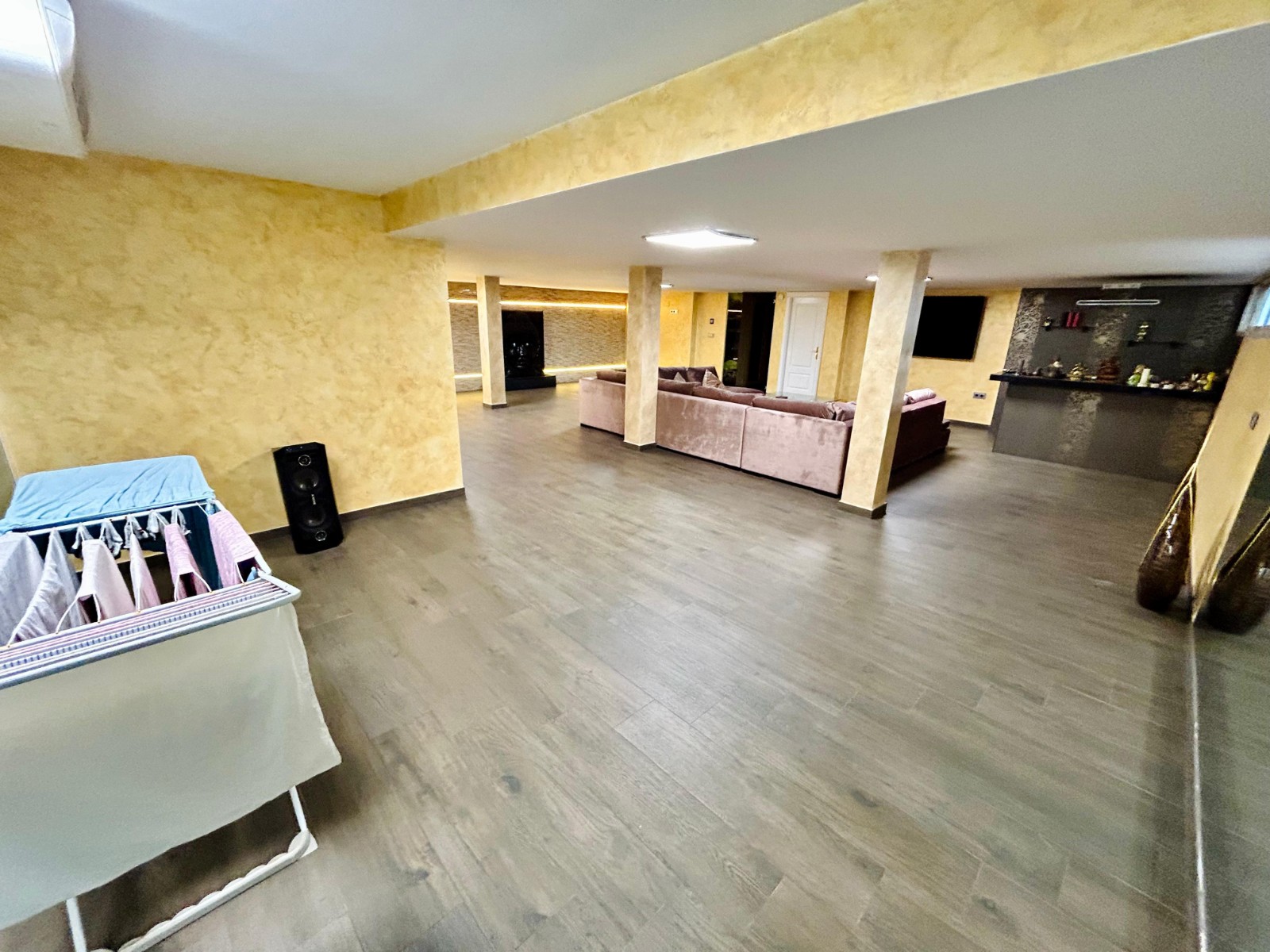 For sale - 5 Bedroom 4 Bathroom Villa in Torrevieja - Costa Blanca  - Alicante