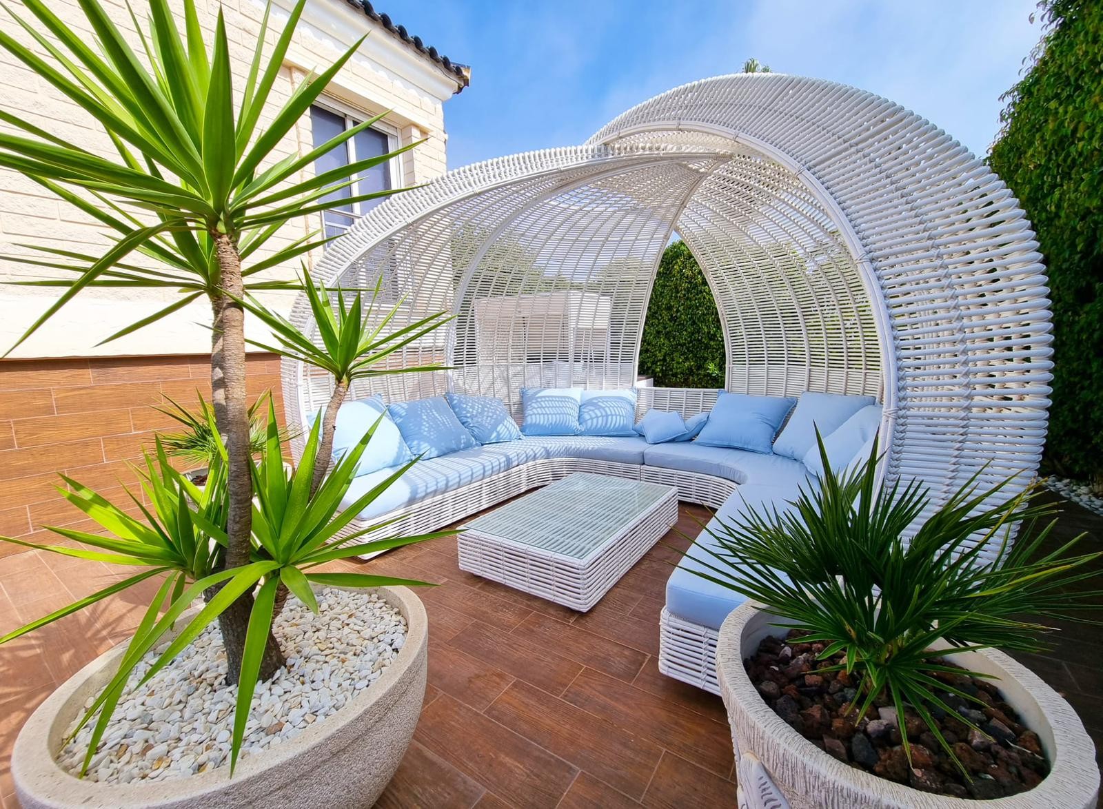 For sale - 5 Bedroom 4 Bathroom Villa in Torrevieja - Costa Blanca  - Alicante