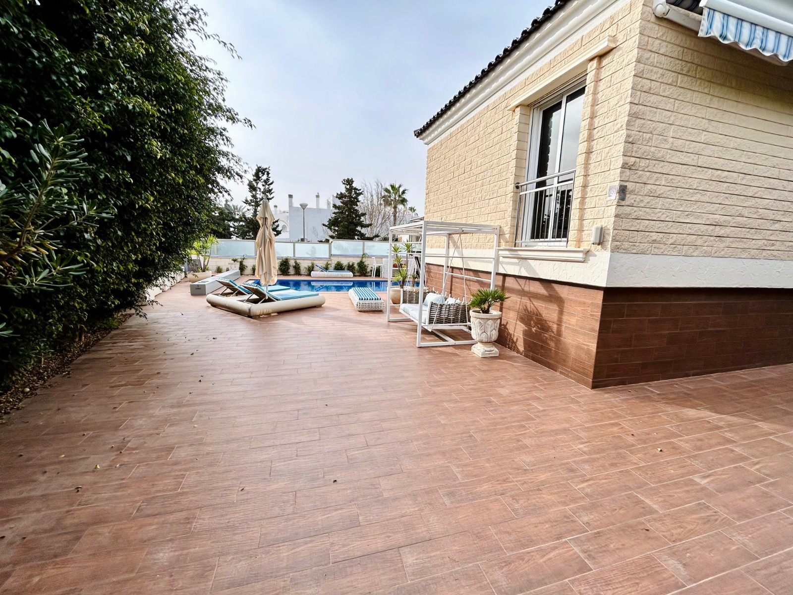 For sale - 5 Bedroom 4 Bathroom Villa in Torrevieja - Costa Blanca  - Alicante