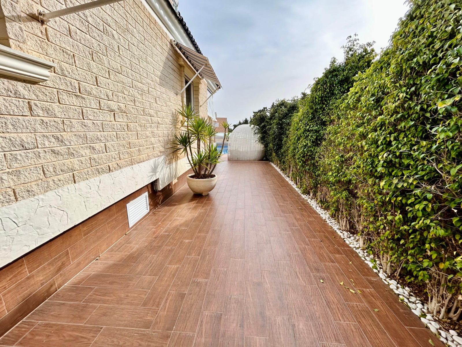 For sale - 5 Bedroom 4 Bathroom Villa in Torrevieja - Costa Blanca  - Alicante