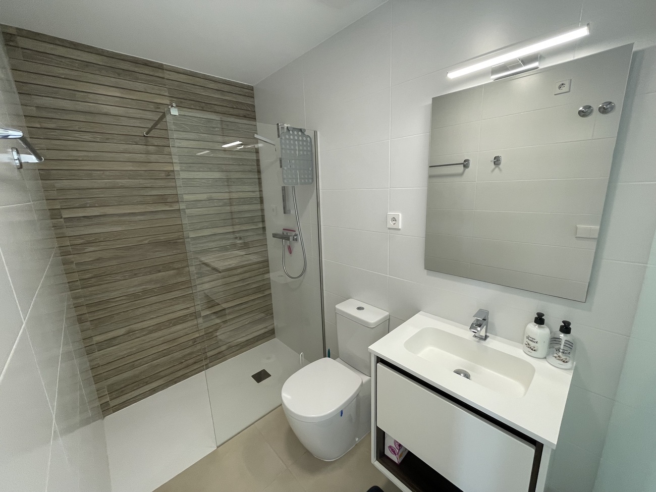 For sale - 2 Bedroom 2 Bathroom Apartment in Vistabella Golf Entre Naranjos -  - Alicante