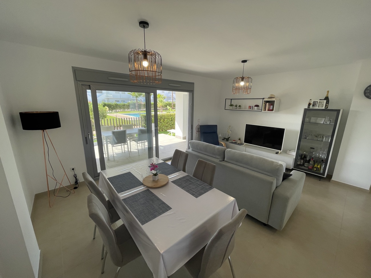 For sale - 2 Bedroom 2 Bathroom Apartment in Vistabella Golf Entre Naranjos -  - Alicante