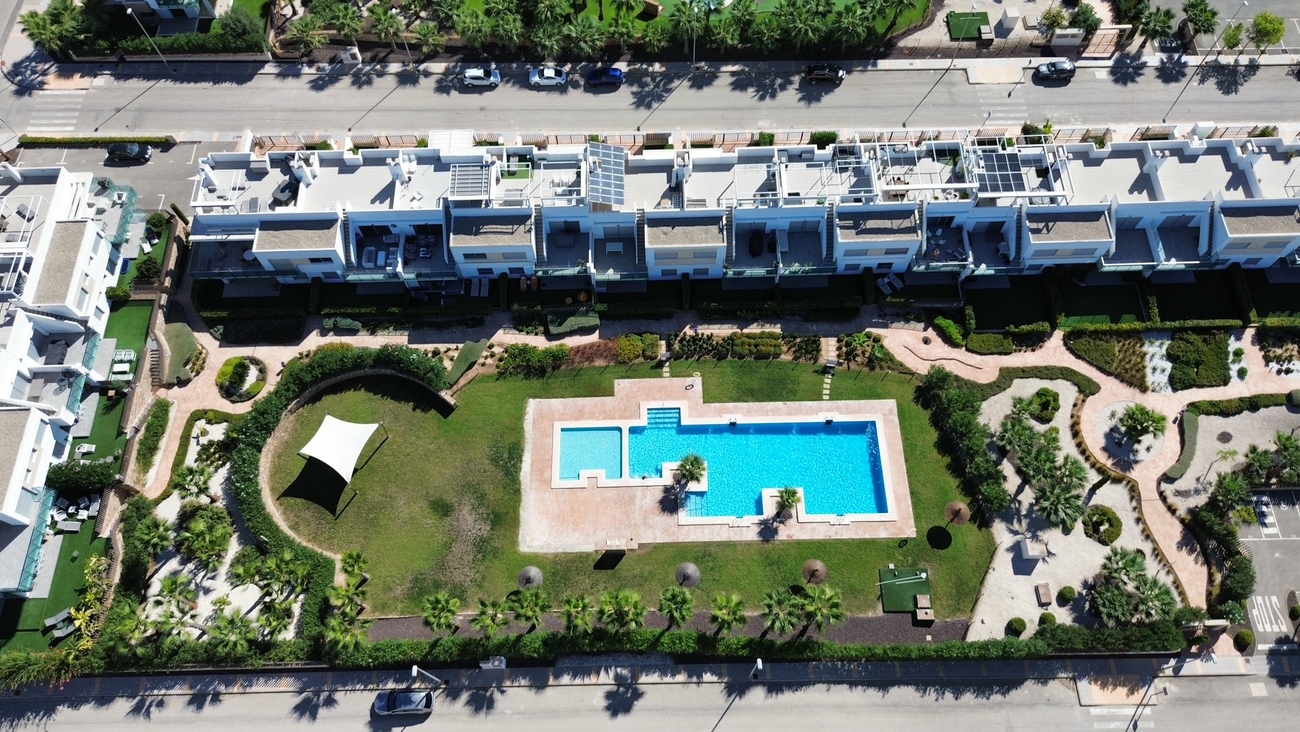 For sale - 2 Bedroom 2 Bathroom Apartment in Vistabella Golf Entre Naranjos -  - Alicante