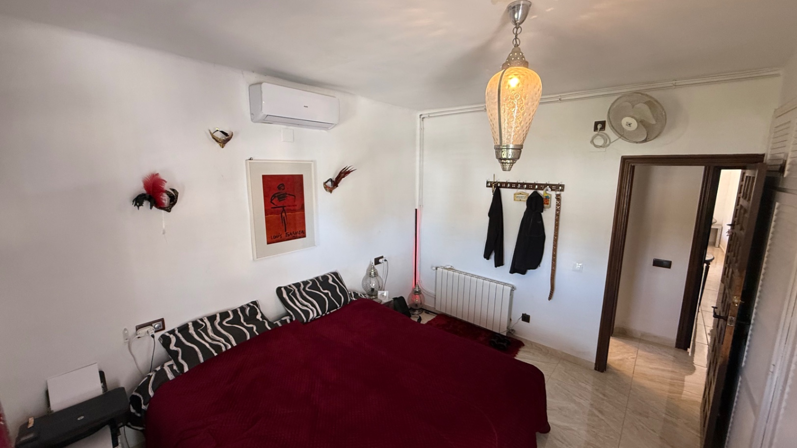 For sale - 4 Bedroom 2 Bathroom Villa in Orihuela - Inland  - Alicante