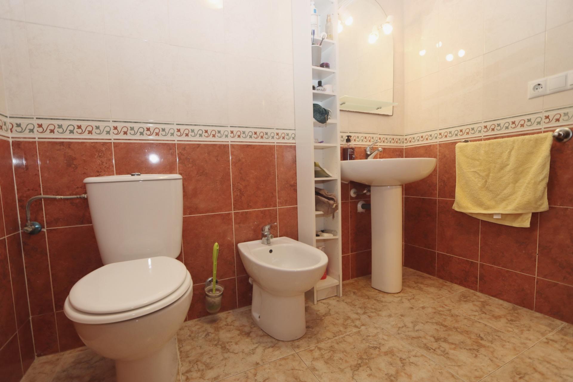 For sale - 2 Bedroom 1 Bathroom Apartment in Orihuela - Los Balcones Y Los Altos  - Alicante