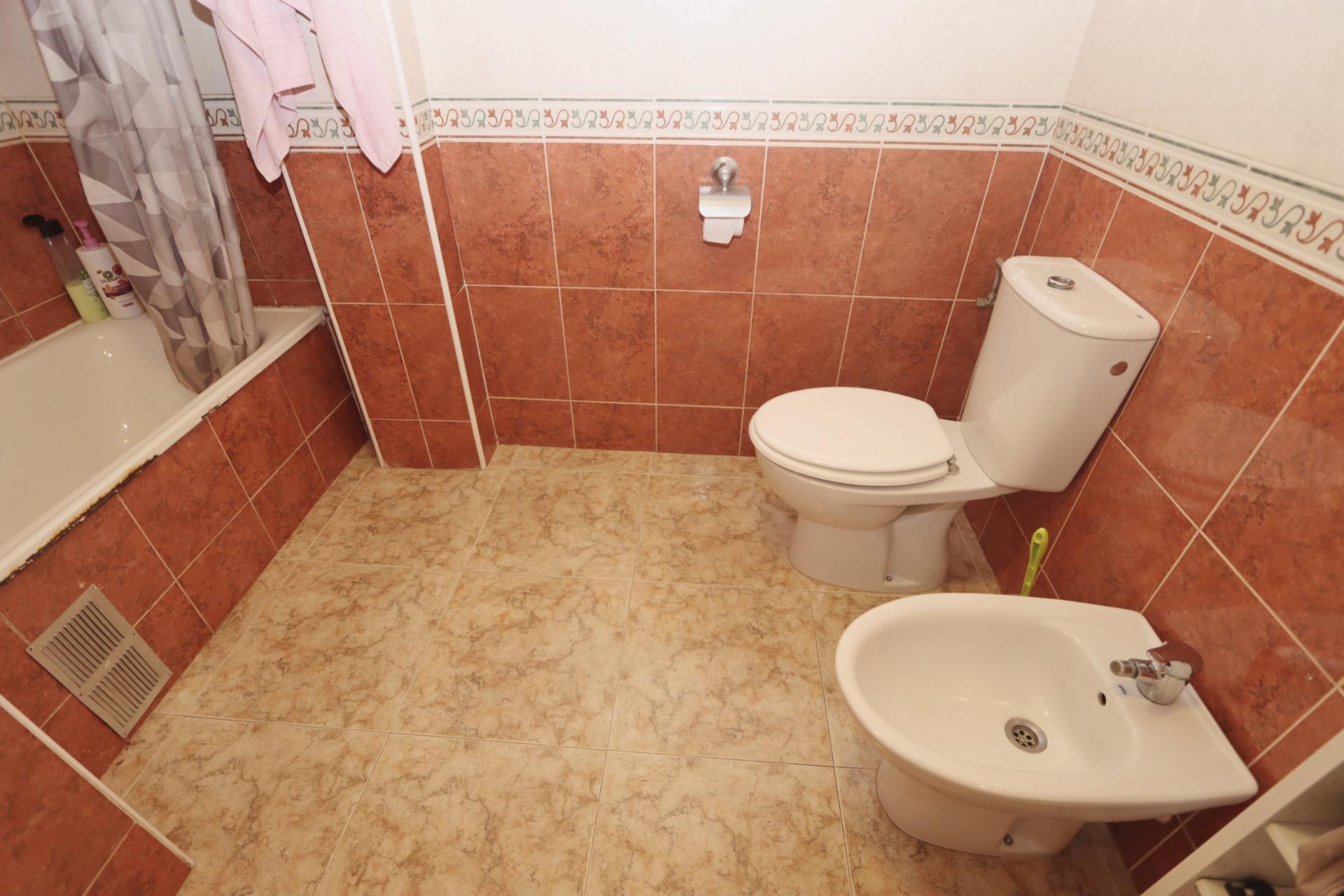 For sale - 2 Bedroom 1 Bathroom Apartment in Orihuela - Los Balcones Y Los Altos  - Alicante