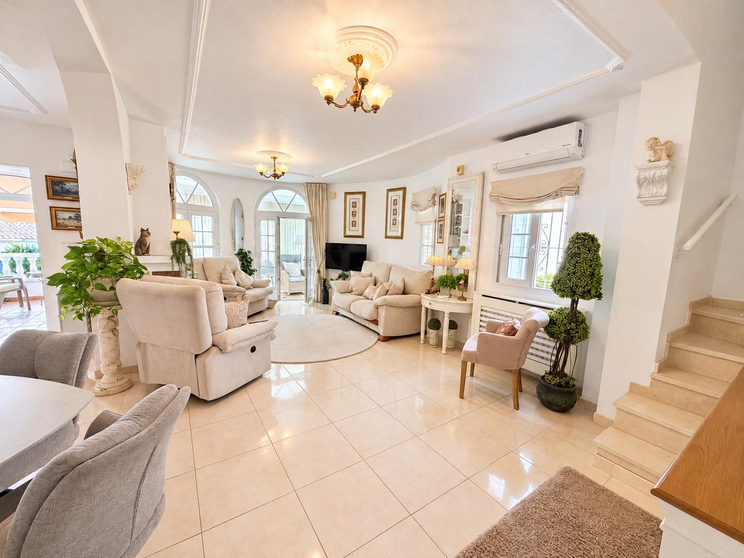 For sale - 3 Bedroom 2 Bathroom Villa in Orihuela Costa - Costa Blanca  - Alicante