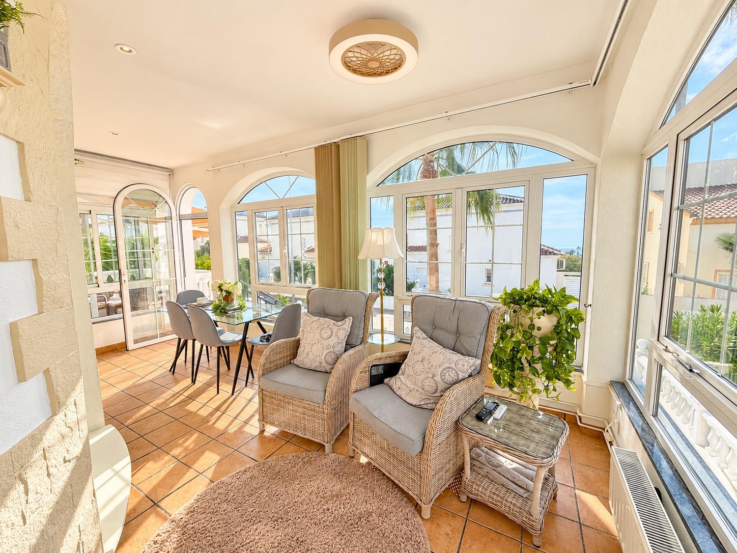 For sale - 3 Bedroom 2 Bathroom Villa in Orihuela Costa - Costa Blanca  - Alicante