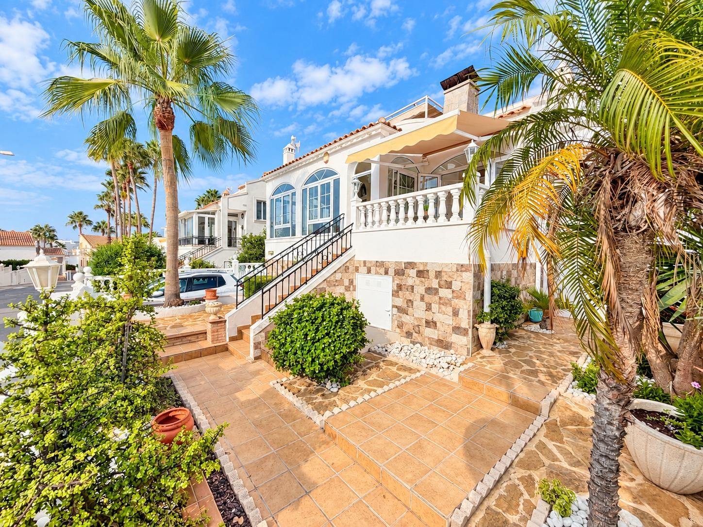 For sale - 3 Bedroom 2 Bathroom Villa in Orihuela Costa - Costa Blanca  - Alicante