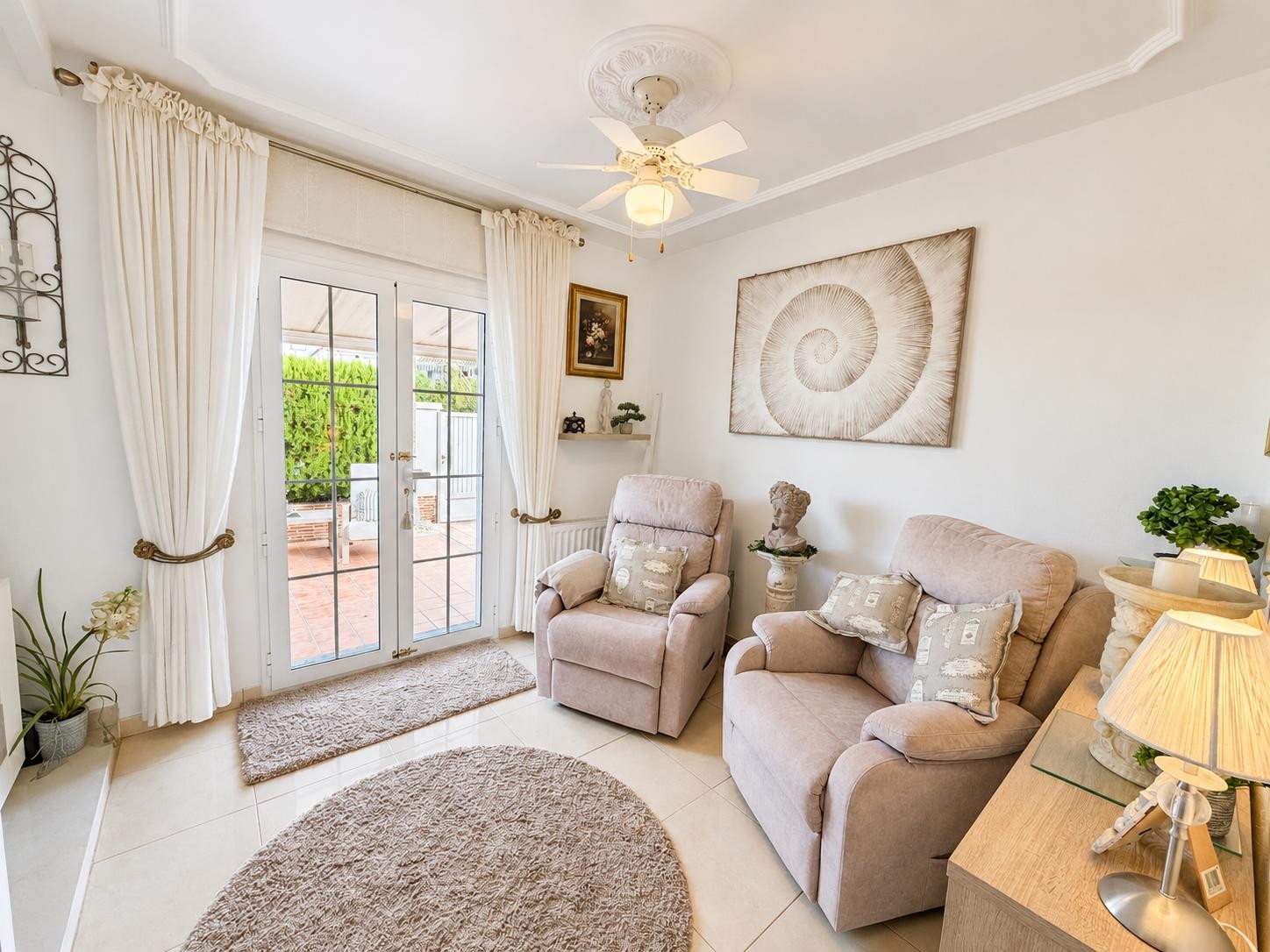 For sale - 3 Bedroom 2 Bathroom Villa in Orihuela Costa - Costa Blanca  - Alicante