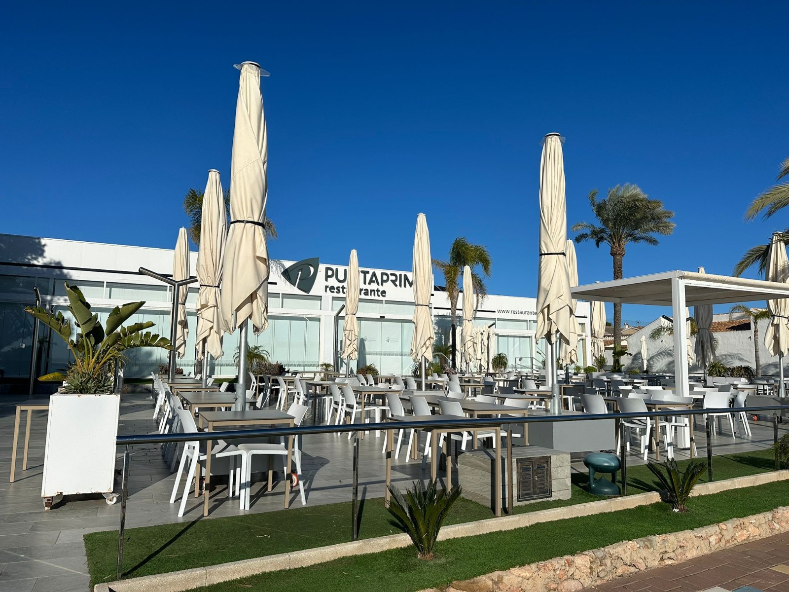 For sale - 3 Bedroom 2 Bathroom Villa in Orihuela Costa - Costa Blanca  - Alicante