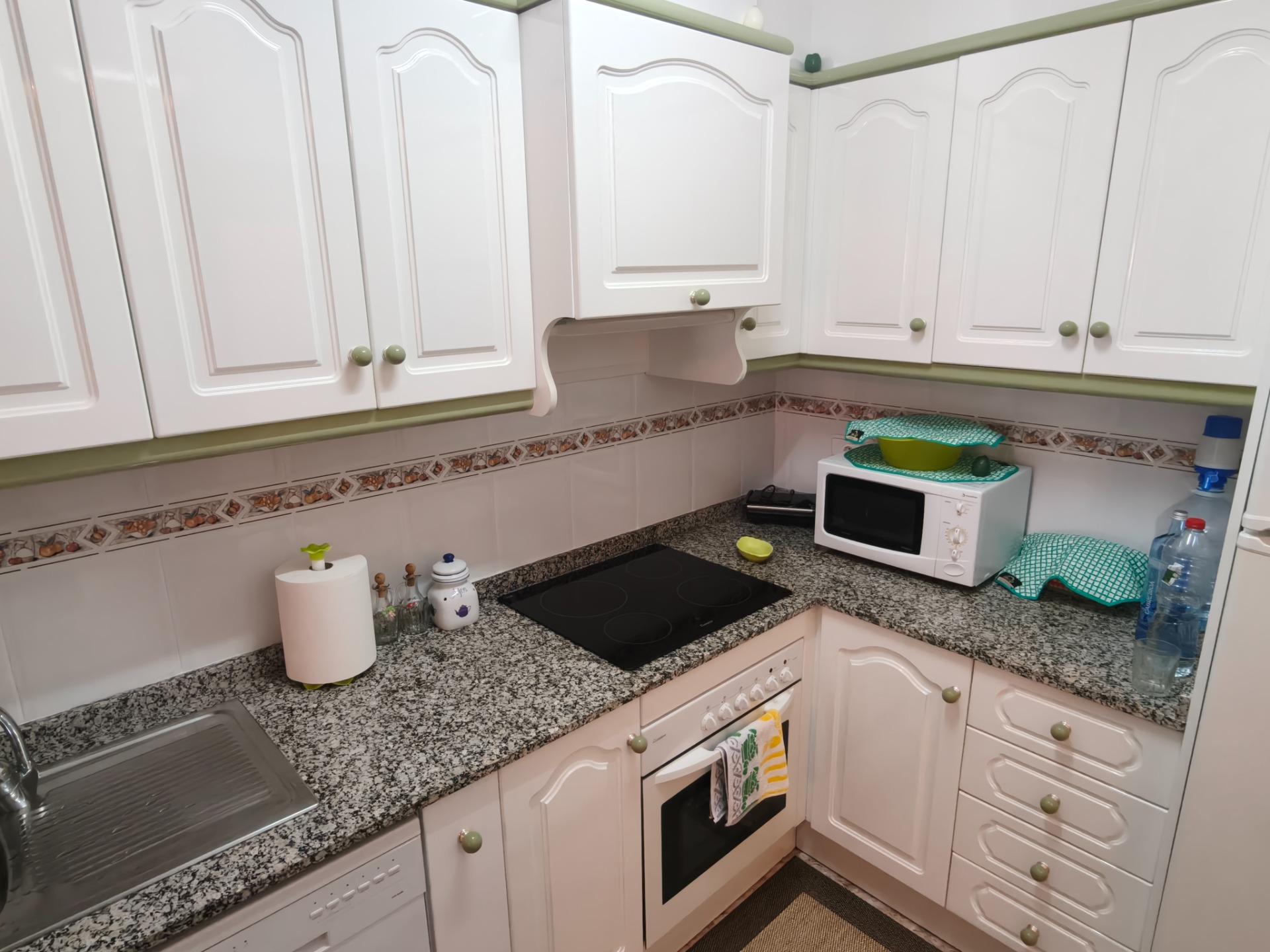 For sale - 2 Bedroom 1 Bathroom Apartment in Torrevieja - Playa Del Cura  - Alicante
