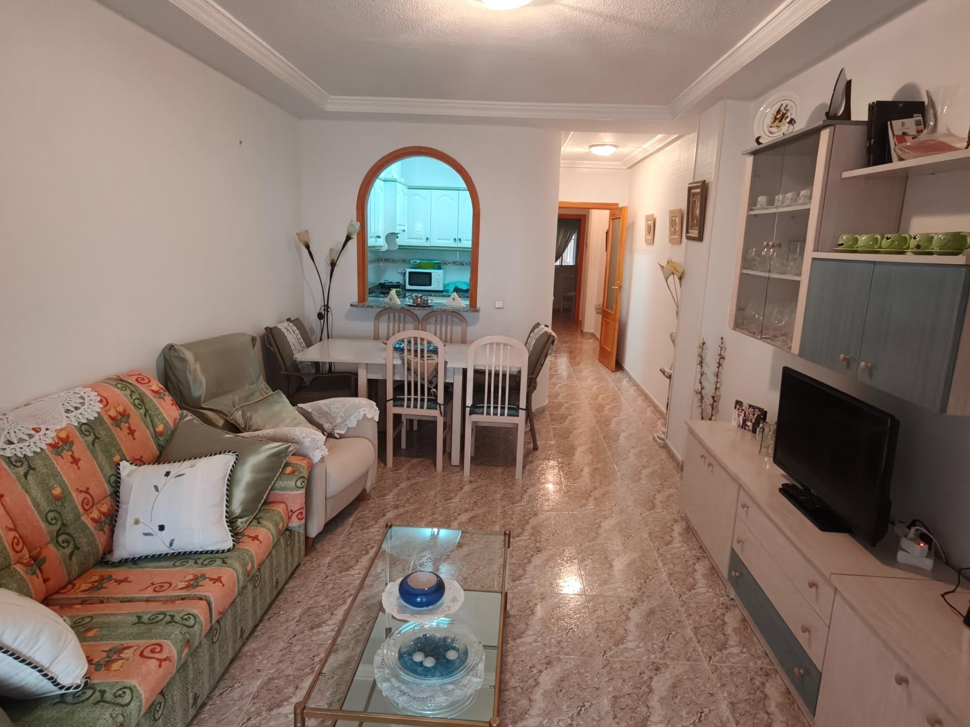 For sale - 2 Bedroom 1 Bathroom Apartment in Torrevieja - Playa Del Cura  - Alicante