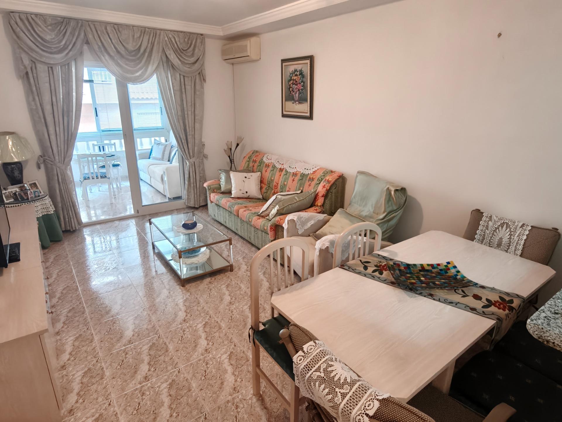For sale - 2 Bedroom 1 Bathroom Apartment in Torrevieja - Playa Del Cura  - Alicante