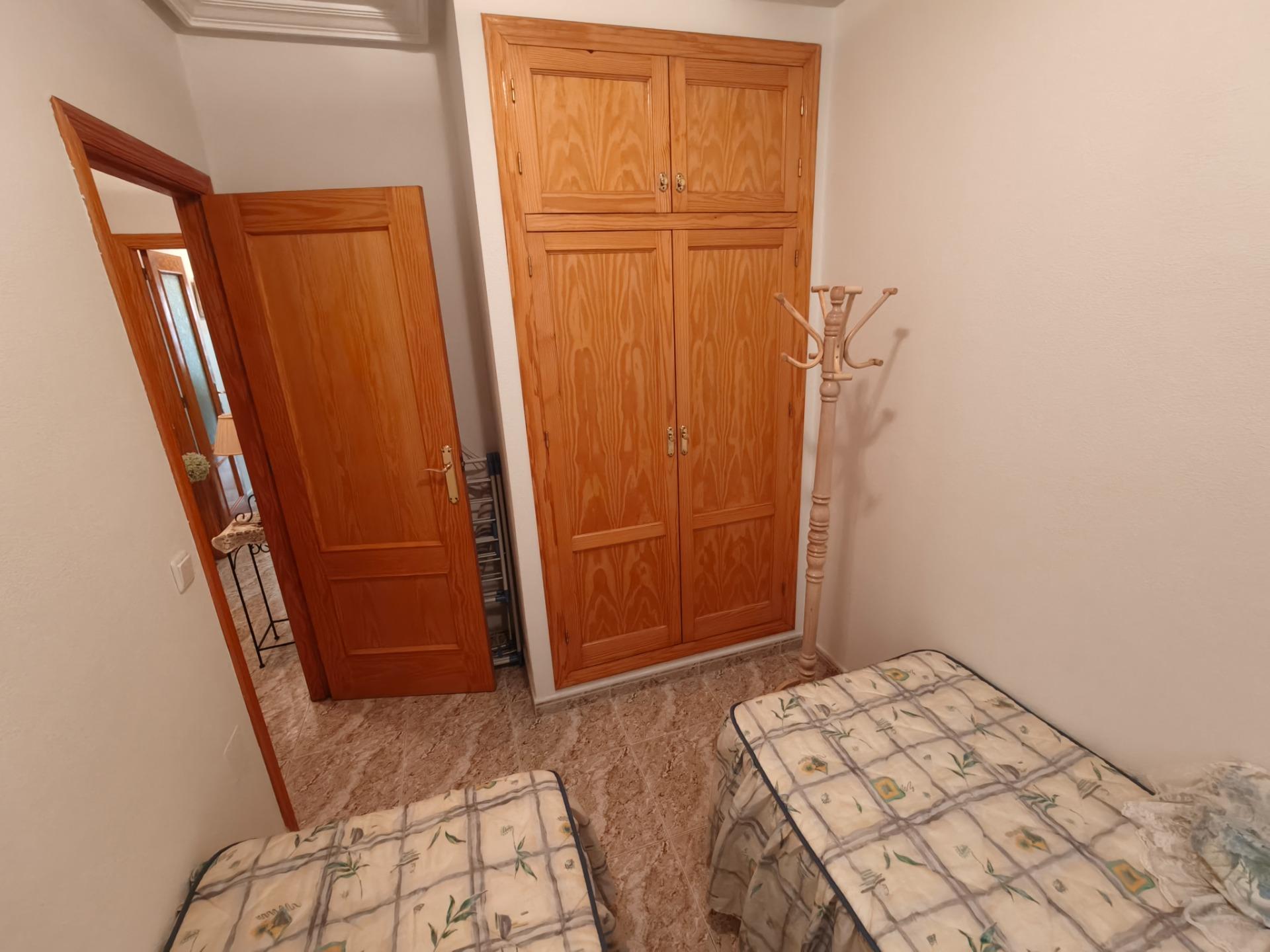 For sale - 2 Bedroom 1 Bathroom Apartment in Torrevieja - Playa Del Cura  - Alicante