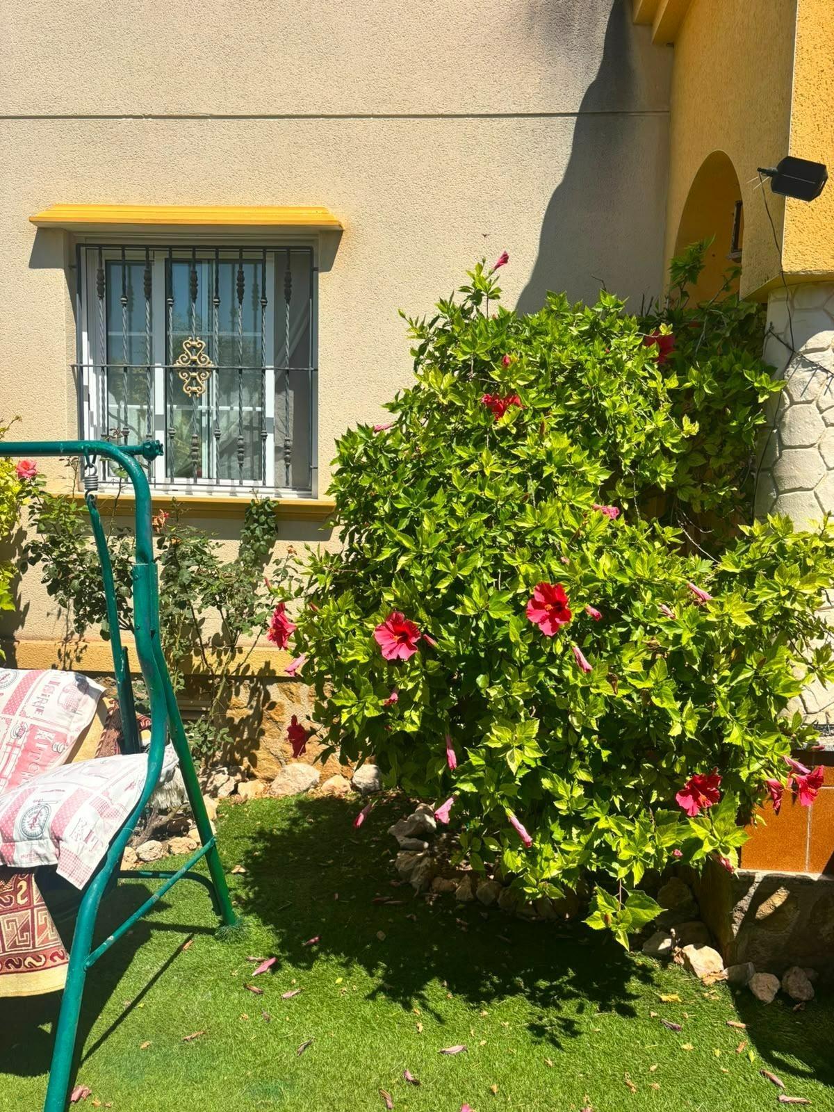 For sale - 2 Bedroom 2 Bathroom Villa in Orihuela Costa - Lomas De Cabo Roig  - Alicante