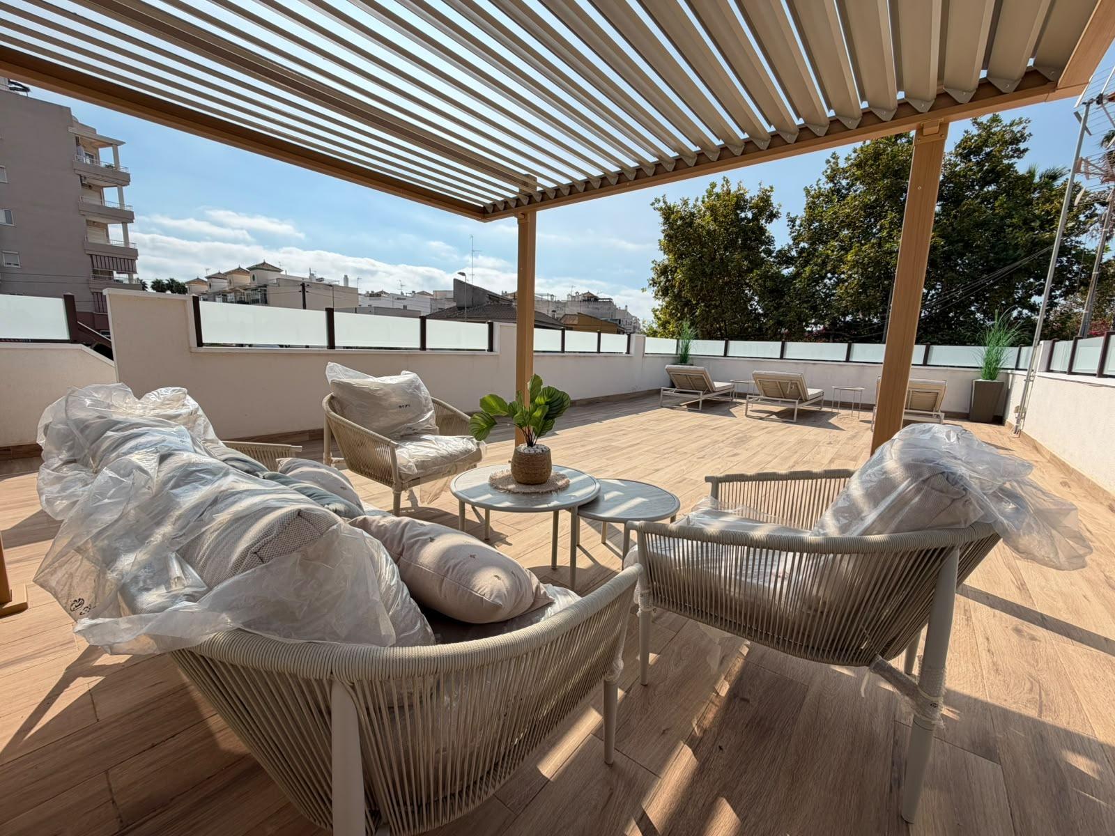 For sale - 2 Bedroom 1 Bathroom Town House in Torrevieja - Nueva Torrevieja  - Alicante