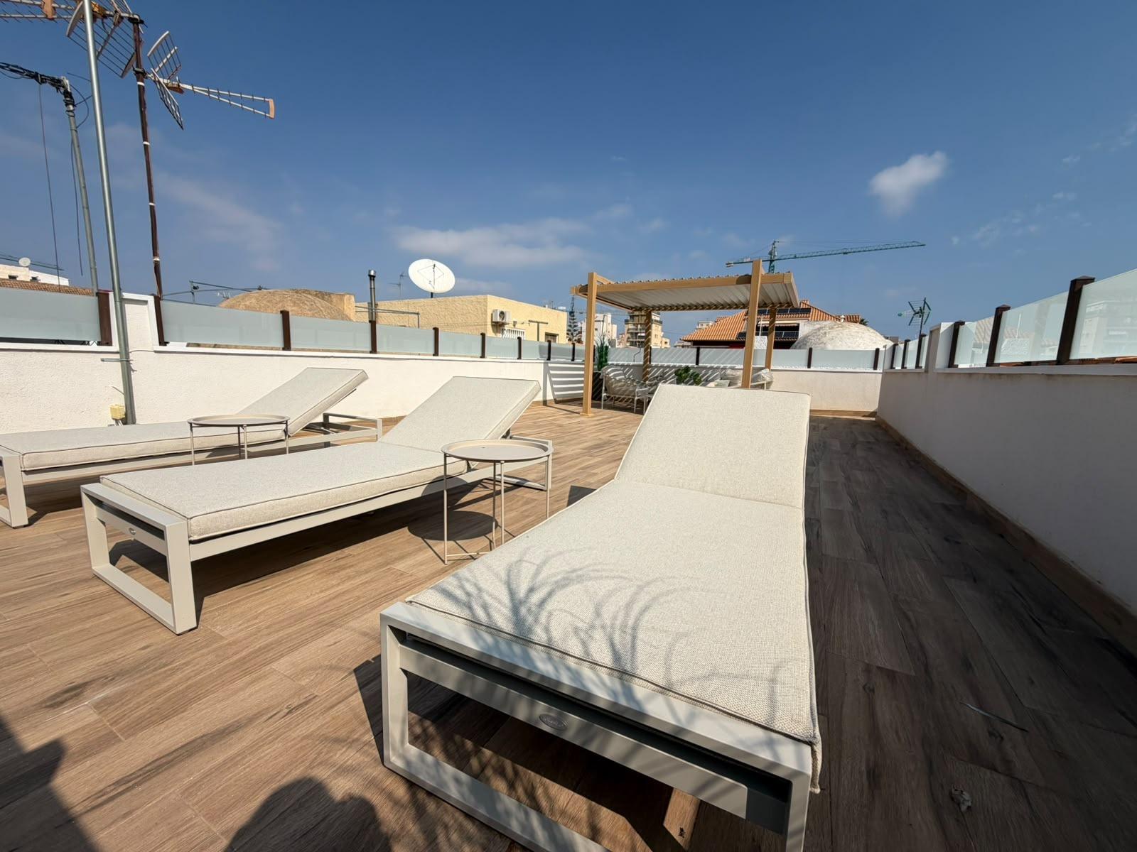 For sale - 2 Bedroom 1 Bathroom Town House in Torrevieja - Nueva Torrevieja  - Alicante
