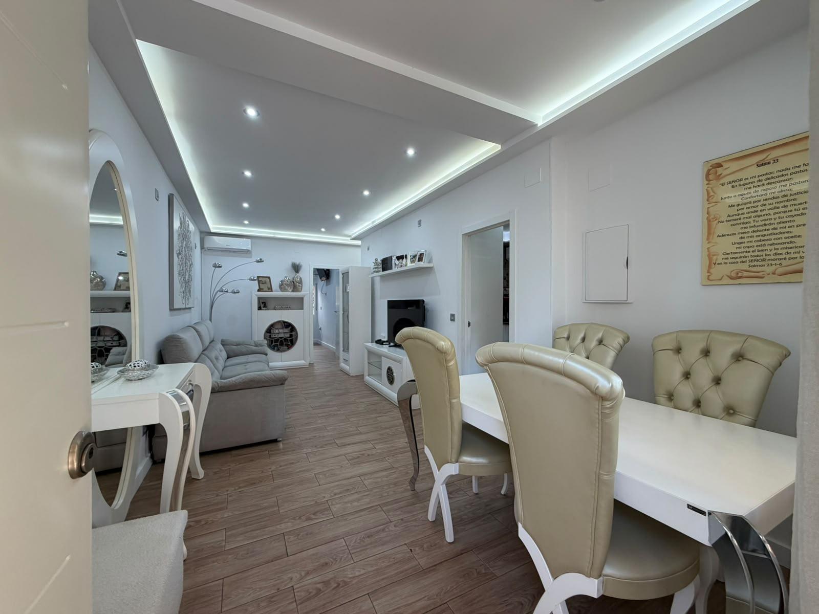 For sale - 2 Bedroom 1 Bathroom Town House in Torrevieja - Nueva Torrevieja  - Alicante