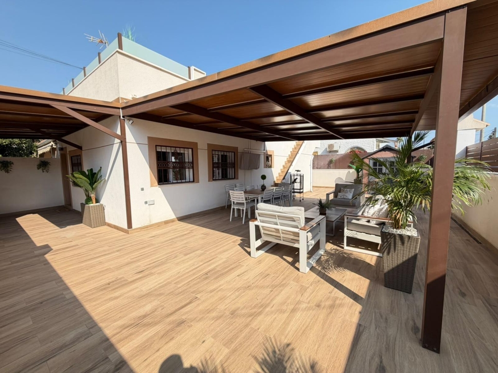 2 Bedroom 1 Bathroom Town House in Torrevieja