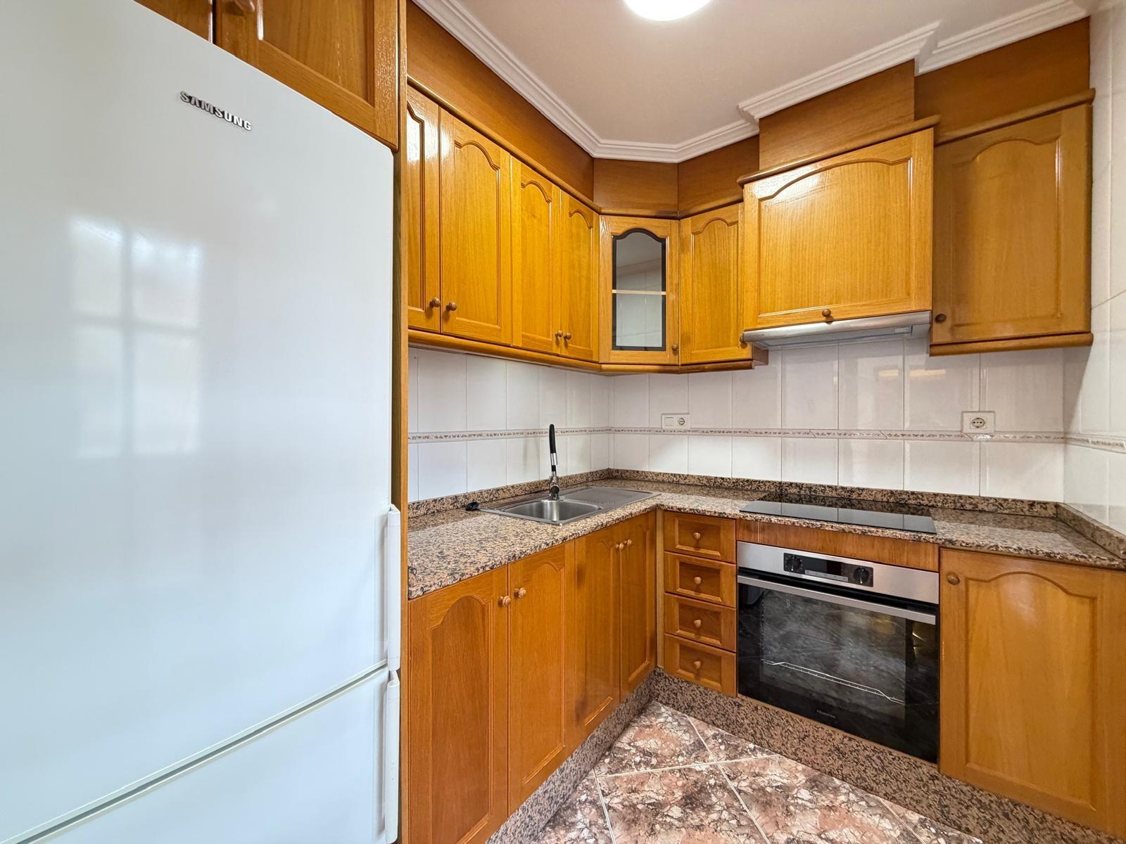 For sale - 2 Bedroom 2 Bathroom Apartment in Torrevieja - Centro  - Alicante