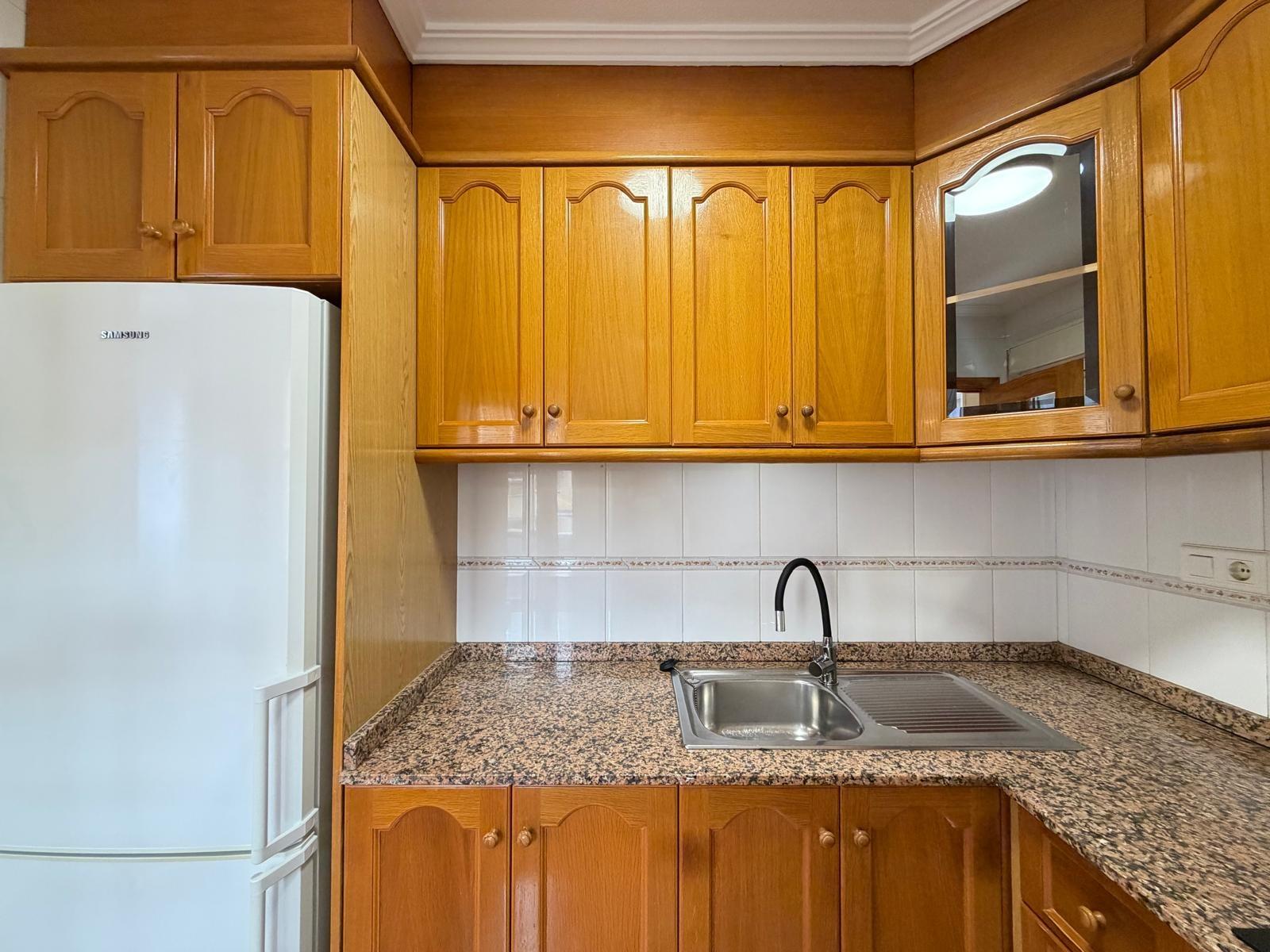For sale - 2 Bedroom 2 Bathroom Apartment in Torrevieja - Centro  - Alicante