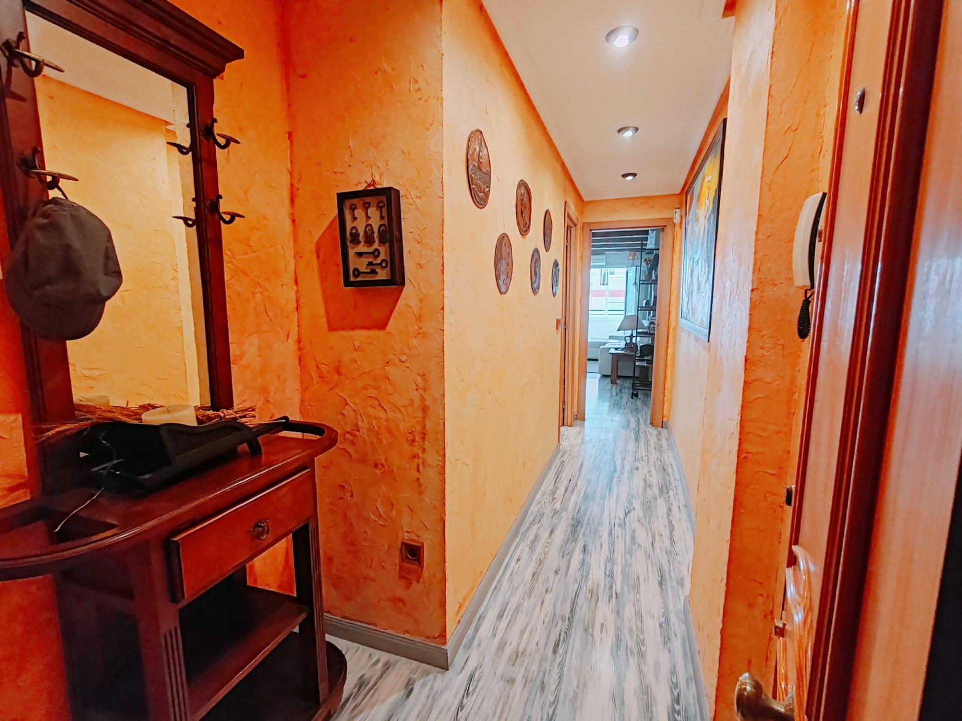 For sale - 3 Bedroom 2 Bathroom Apartment in Torrevieja - Acequion  - Alicante