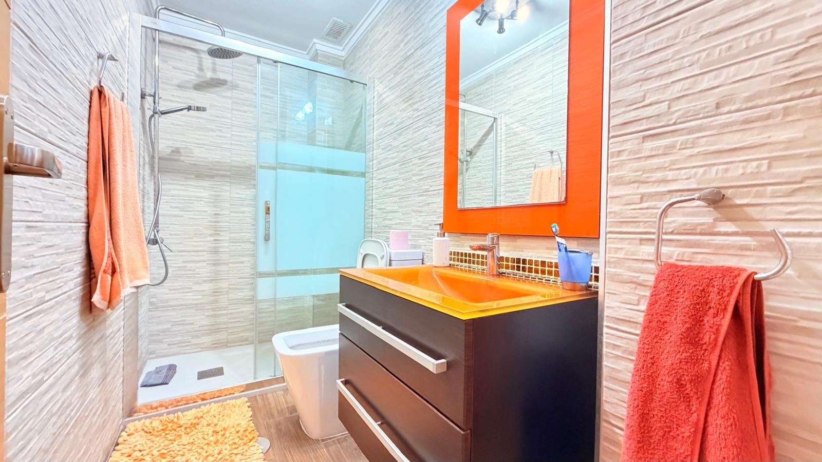 For sale - 3 Bedroom 2 Bathroom Apartment in Torrevieja - Acequion  - Alicante