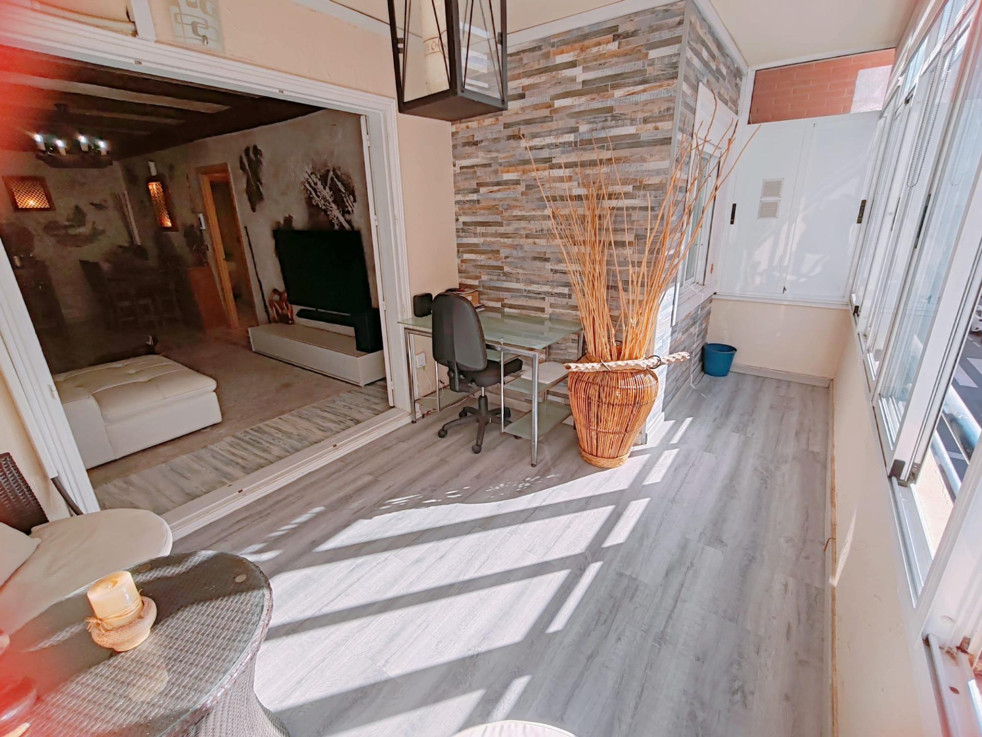 For sale - 3 Bedroom 2 Bathroom Apartment in Torrevieja - Acequion  - Alicante