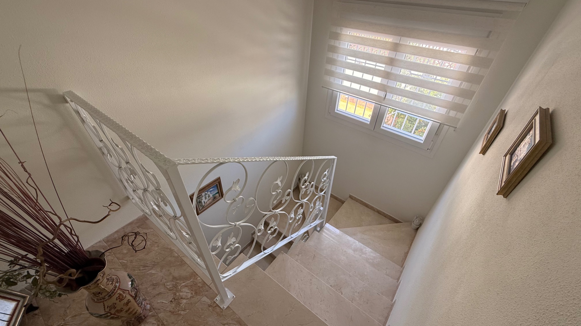 For sale - 7 Bedroom 4 Bathroom Villa in Torrevieja - Costa Blanca  - Alicante