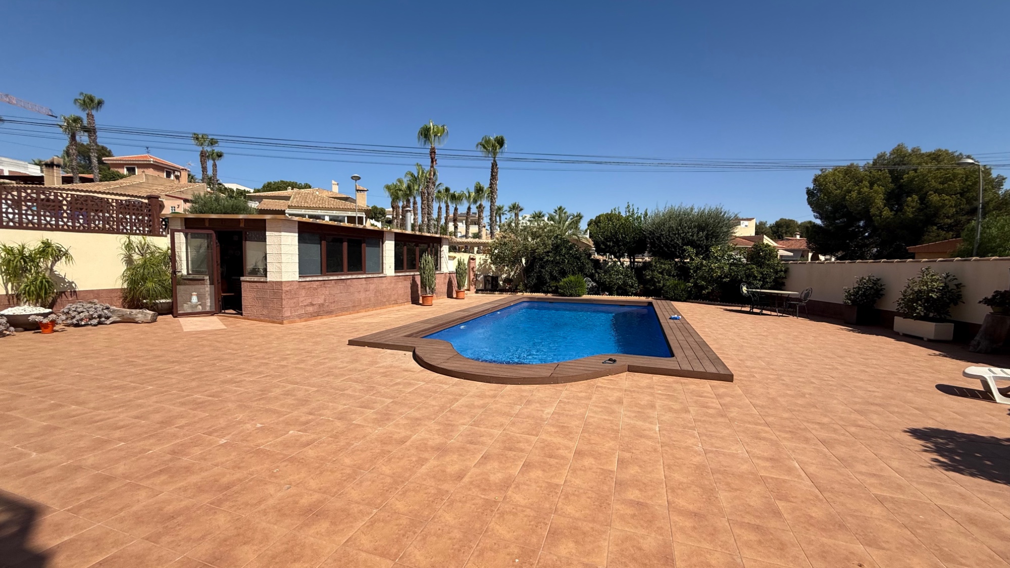 For sale - 7 Bedroom 4 Bathroom Villa in Torrevieja - Costa Blanca  - Alicante