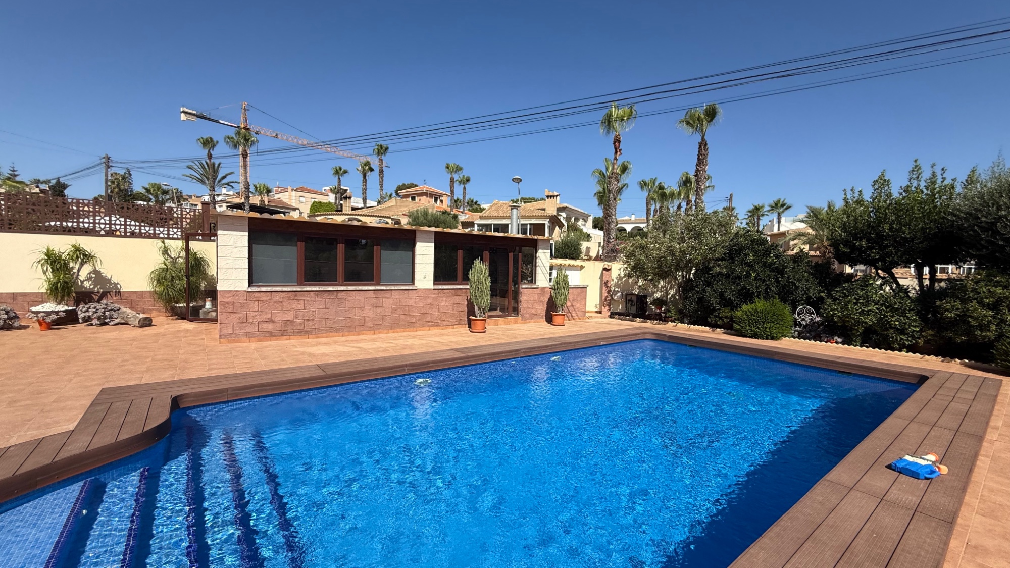 For sale - 7 Bedroom 4 Bathroom Villa in Torrevieja - Costa Blanca  - Alicante