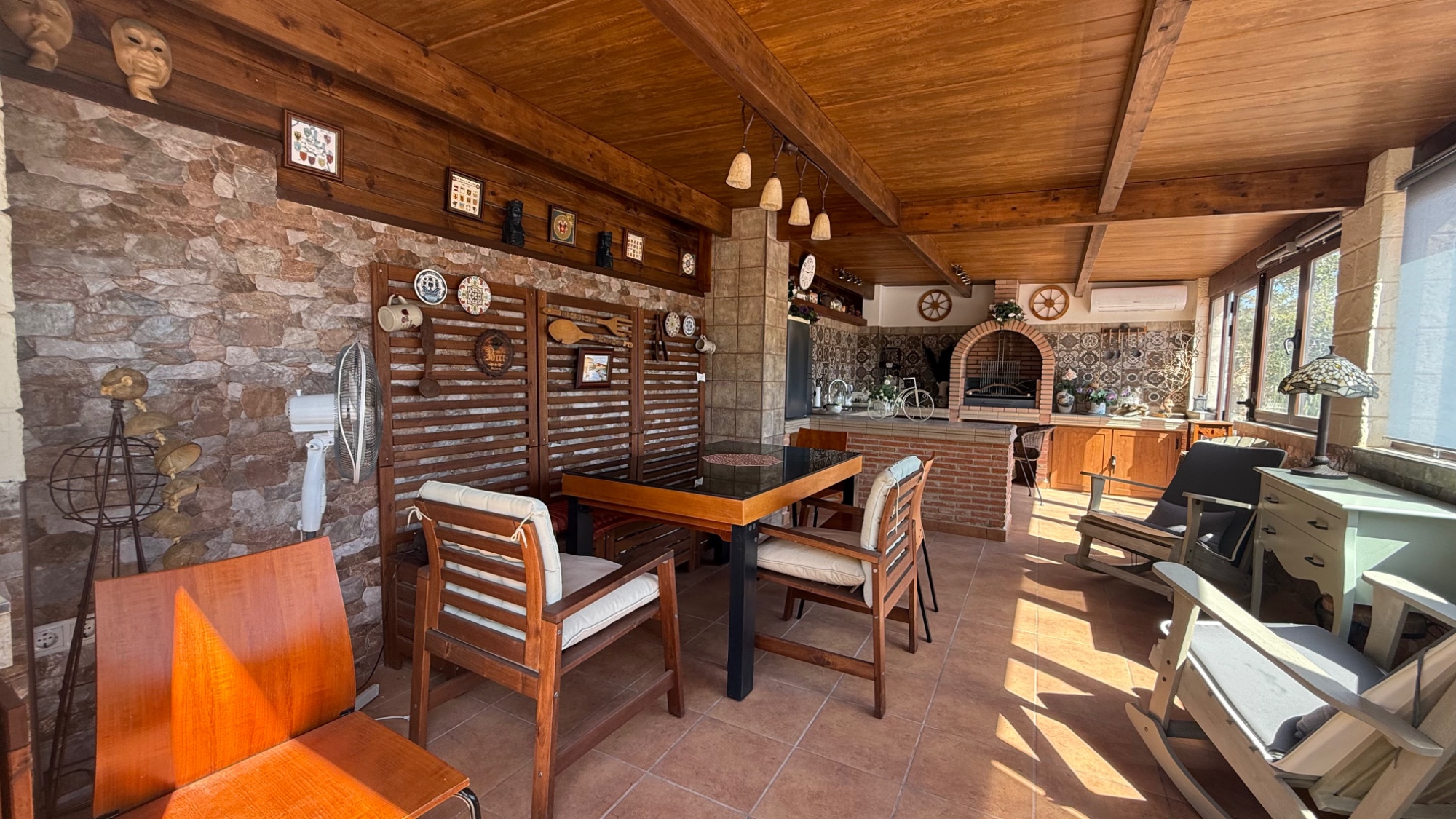 For sale - 7 Bedroom 4 Bathroom Villa in Torrevieja - Costa Blanca  - Alicante