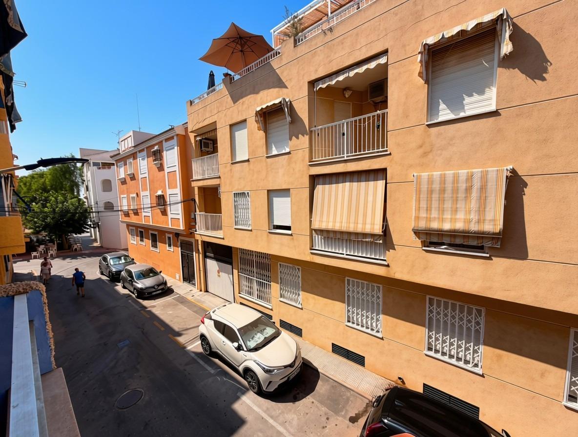 For sale - 4 Bedroom 2 Bathroom Apartment in San Pedro del Pinatar - Villananitos  - Murcia