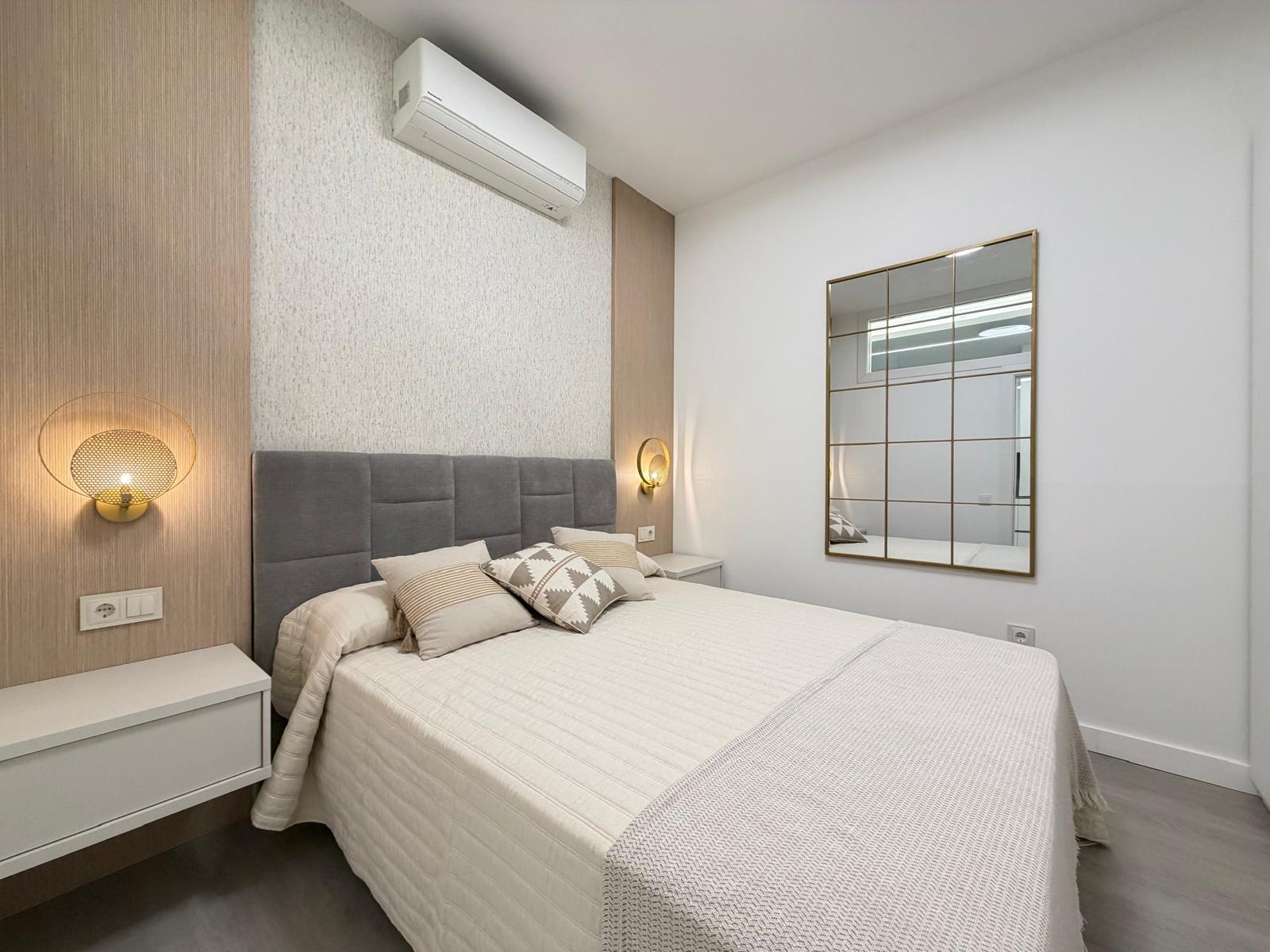 For sale - 2 Bedroom 2 Bathroom Apartment in Torrevieja - Playa Del Cura  - Alicante